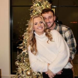 Meet your Posher, Adams